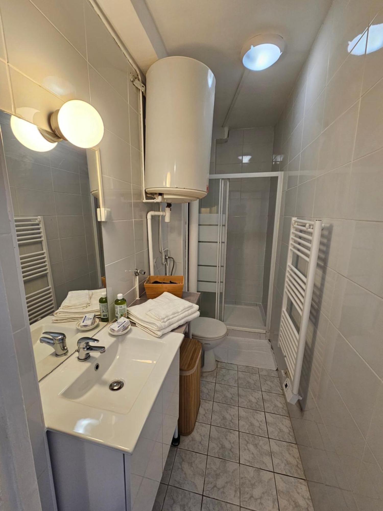 Le Weber-Paris Apartment Pantin Bagian luar foto